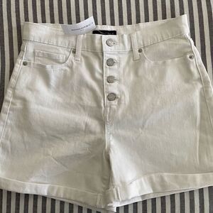 NWT Banana Republic High Rise White Button Fly Denim Shorts Size 8